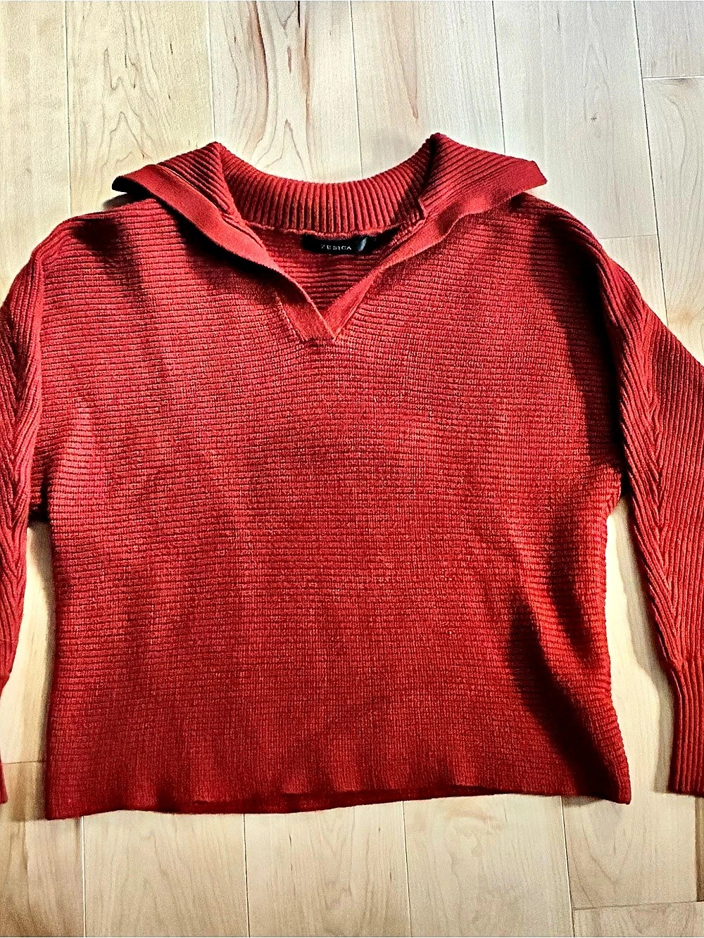 ZESICA Lapel Collar V Neck Ribbed Red Sweater Like New
